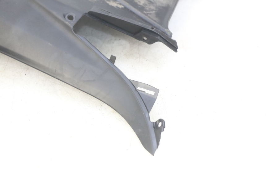 photo de LOWER PART OF THE BODY YAMAHA HW XENTER 125 (2011 - 2017)