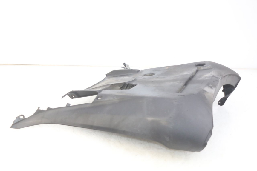 photo de LOWER PART OF THE BODY YAMAHA HW XENTER 125 (2011 - 2017)