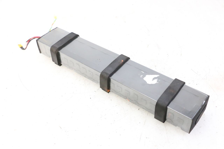 photo de BATTERY SEGWAY NINEBOT F40E 1