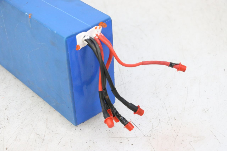 photo de BATTERY DUALTRON VICTOR LIMITED 1