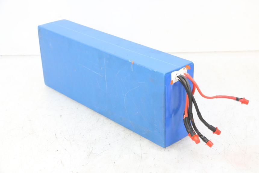 photo de BATTERY DUALTRON VICTOR LIMITED 1