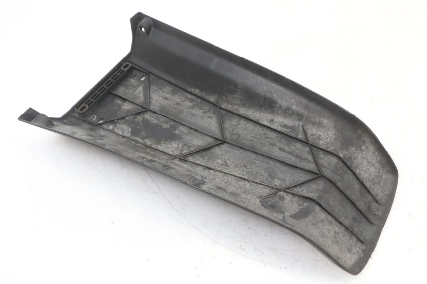 photo de MUD FLAP KYMCO AGILITY CARRY 50 (2011 - 2020) - Technical close-up