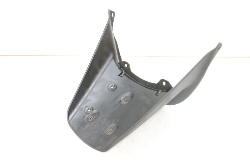 photo de MUD FLAP PIAGGIO MP3 RL 250 (2007 - 2010) - Zoom on usage condition