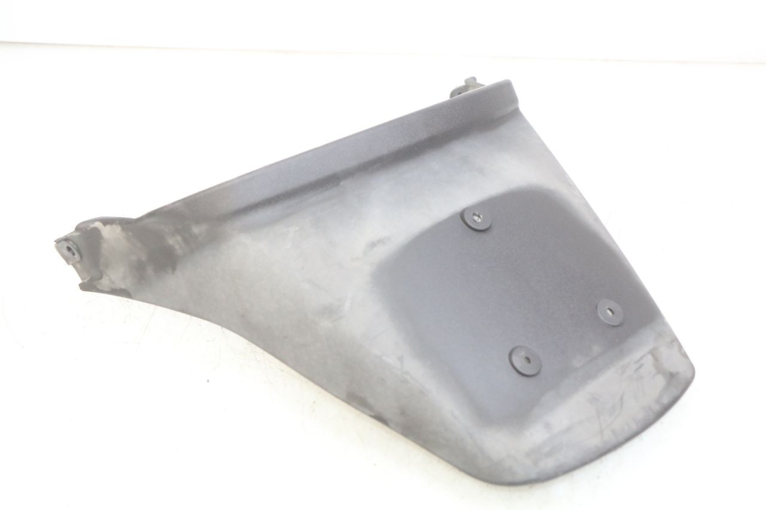 photo de REAR MUDGUARD PIAGGIO X8 125 (2004 - 2007)