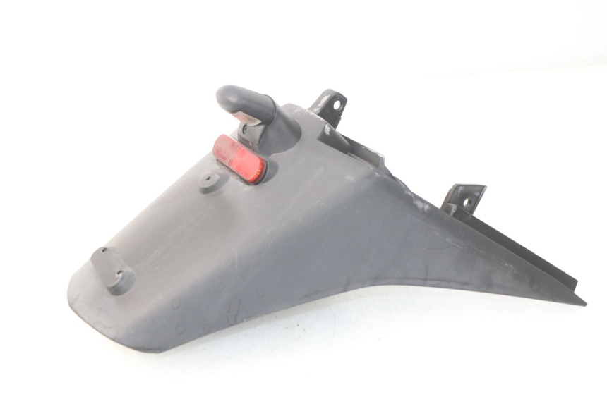 photo de MUD FLAP PEUGEOT SATELIS 300 (2012 - 2015) - Zoom on usage condition