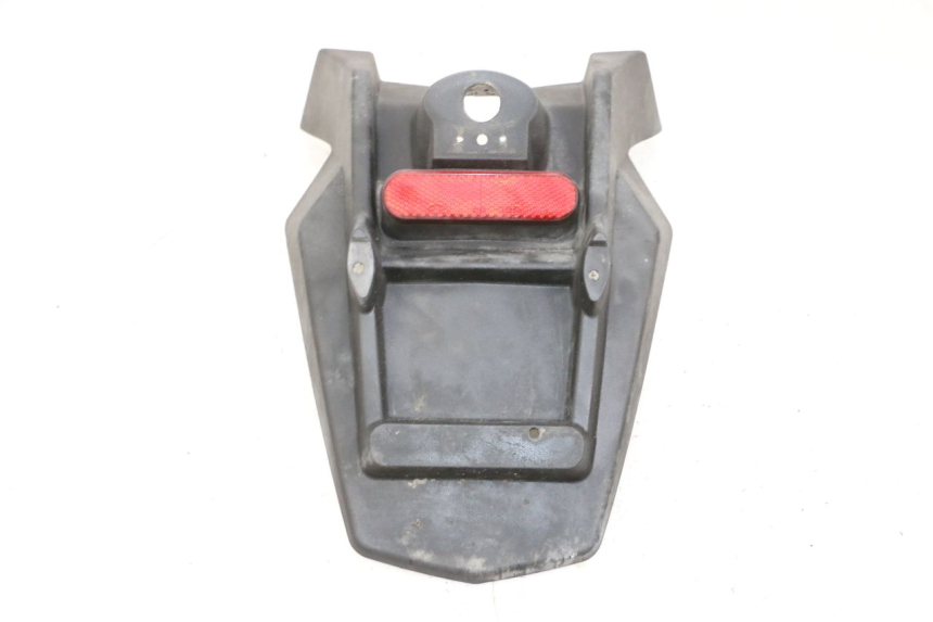 photo de MUD FLAP PEUGEOT SPEEDFIGHT 4 4T EFI 50 (2021 - 2025) - Fixing points details