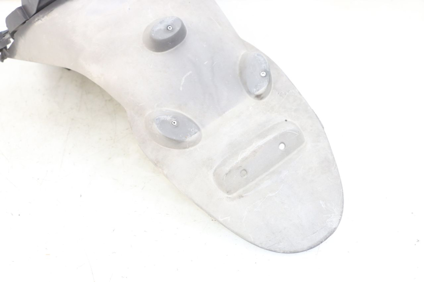 photo de MUD FLAP PEUGEOT VIVACITY 100 (1999 - 2008) - Zoom on usage condition