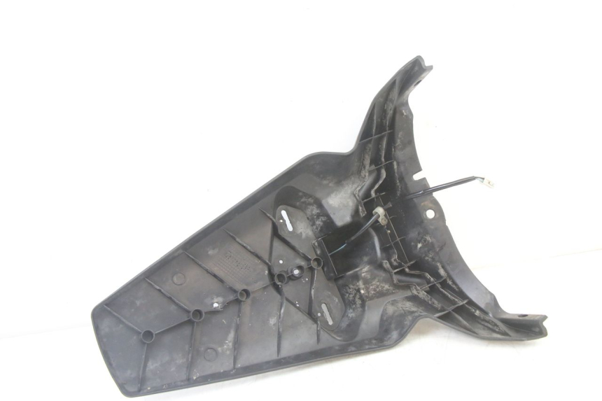 photo de REAR MUDGUARD YAMAHA X-MAX XMAX 125 (2010 - 2014)