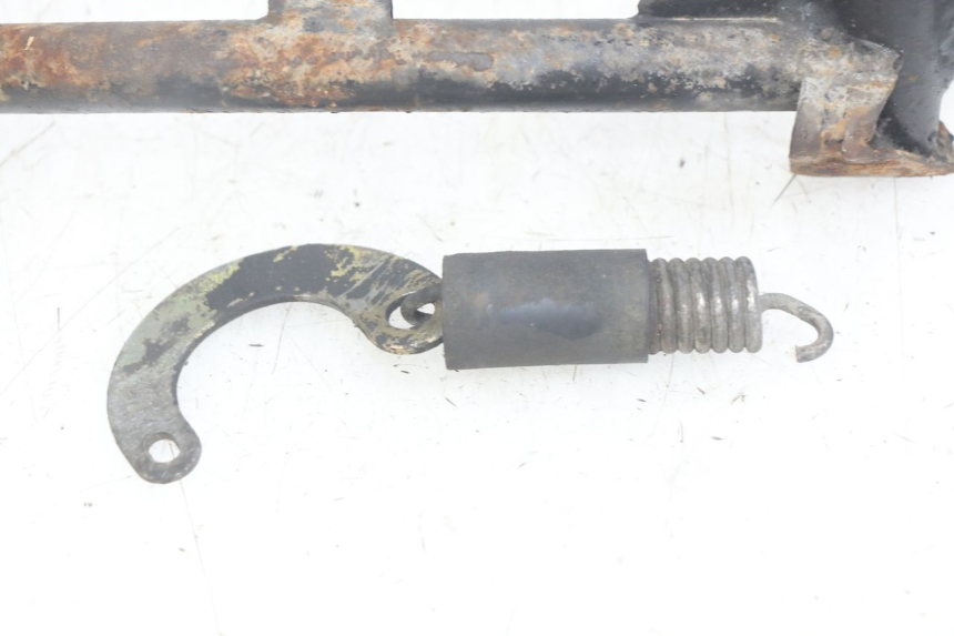 photo de CENTER STAND HONDA CBR F SC25 1000 (1989 - 1992)