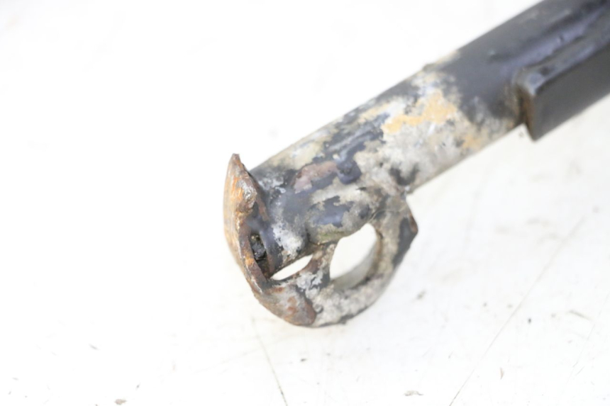 photo de CENTER STAND PEUGEOT ELYSTAR 50 (2002 - 2014)