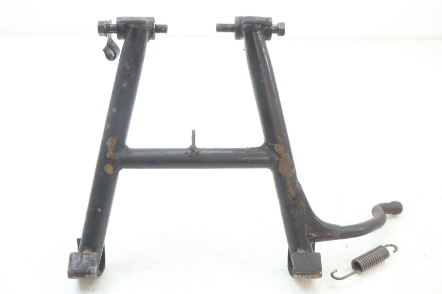 photo de MAIN STAND SUZUKI GSX E 250 (1982 - 1983)