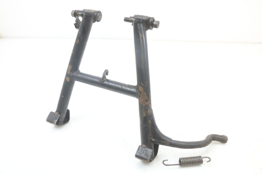 photo de MAIN STAND SUZUKI GSX E 250 (1982 - 1983)