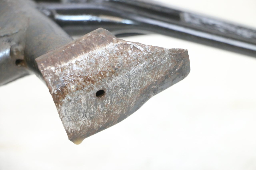 photo de MAIN STAND YAMAHA TDM ABS 900 (2002 - 2014) - Checked used part