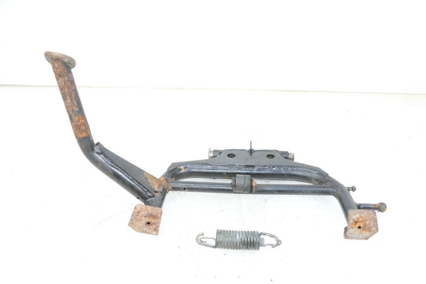 photo de CENTER STAND YAMAHA XMAX X-MAX 125 (2006 - 2009) - Alternative perspective