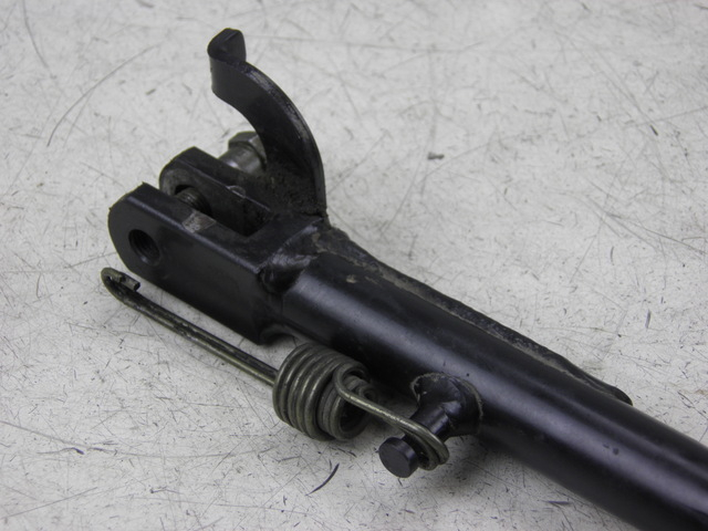 photo de SIDE STAND SUZUKI GZ MARAUDER 125 (1998 - 2004)