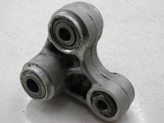 photo de SHOCK LINK HYOSUNG COMET GT 125 (2002 - 2007) - Distinctive features