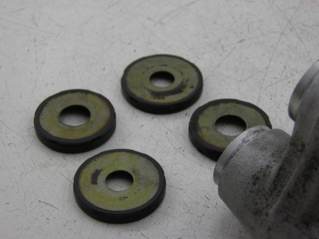 photo de SHOCK LINK HYOSUNG COMET GT 125 (2002 - 2007) - Zoom on usage condition