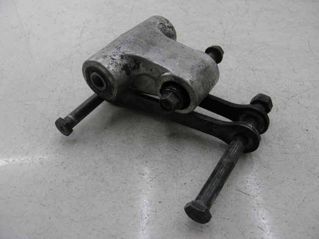 photo de SHOCK ABSORBER LINKAGE YAMAHA FZS FAZER 600 (1998 - 2001)