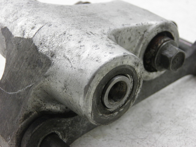 photo de SHOCK ABSORBER LINKAGE YAMAHA FZS FAZER 600 (1998 - 2001)