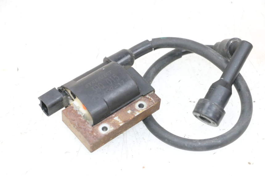 photo de IGNITION COIL PEUGEOT SATELIS 125 (2013 - 2018) - Alternative perspective