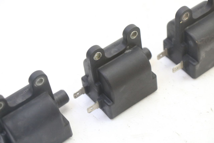 photo de IGNITION COIL TRIUMPH SPRINT 900 (1995 - 1998)