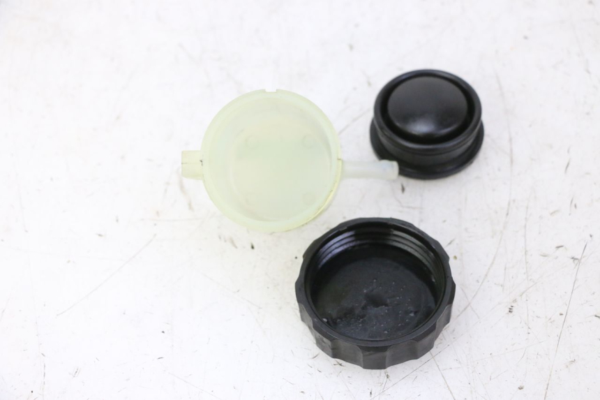 photo de BRAKE FLUID JAR YAMAHA FJR ABS 1300 (2006 - 2012)