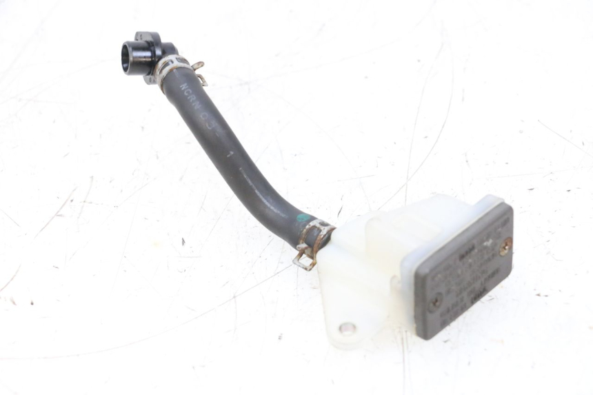 photo de BRAKE FLUID JAR SUZUKI GSXR GSX-R 1000 (2003 - 2004) - Main view