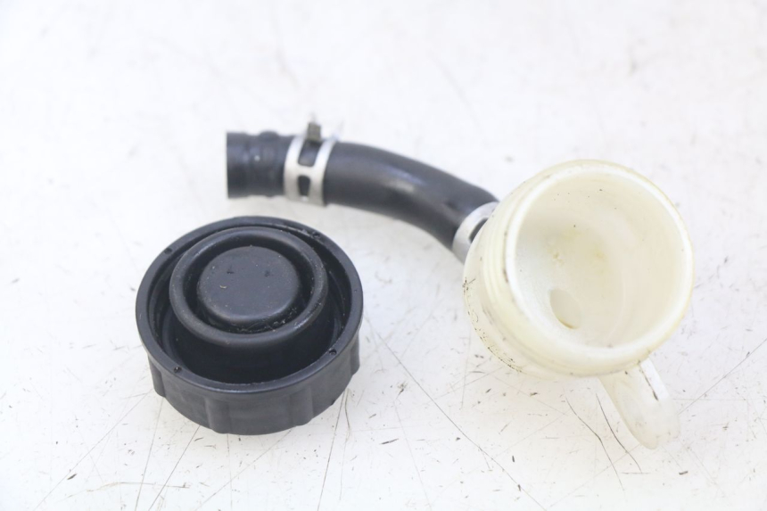photo de BRAKE FLUID RESERVOIR YAMAHA MT ABS 125 (2014 - 2018)