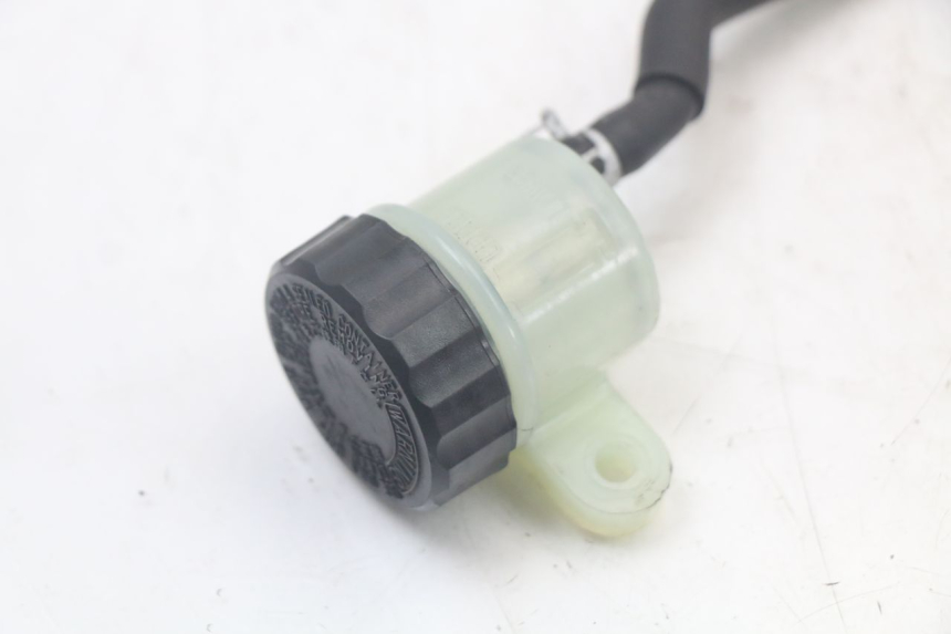 photo de BRAKE FLUID RESERVOIR YAMAHA TDM ABS 900 (2002 - 2014)