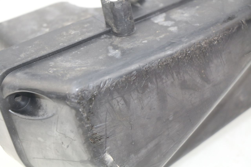 photo de AIR BOX PEUGEOT LUDIX 2 PRO 4T 50 (2008 - 2013)