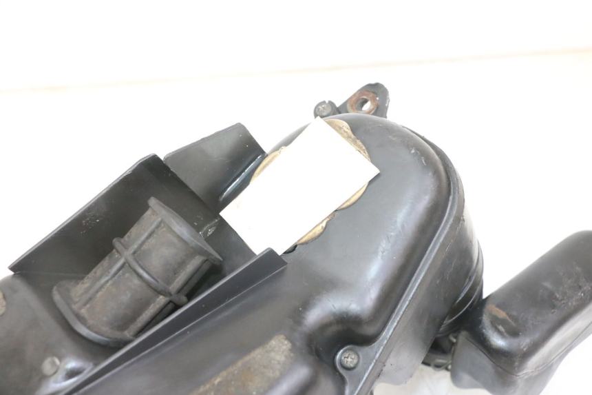 photo de AIR BOX YAMAHA TDR DELTABOX 125 (1993 - 2003) - Fixing points details