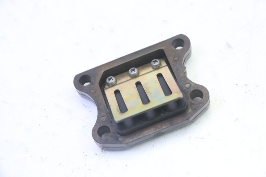 photo de INTAKE VALVE PEUGEOT ELYSTAR 50 (2002 - 2014)