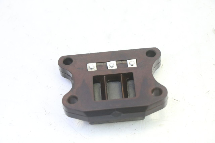 photo de INTAKE VALVE PEUGEOT ELYSTAR 50 (2002 - 2014)