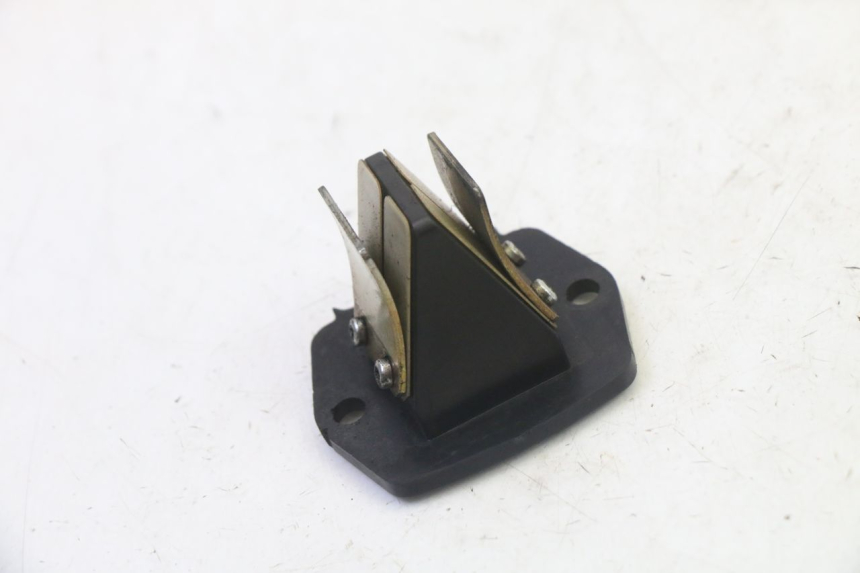 photo de INTAKE VALVE PIAGGIO NEW TYPHOON 50 (2010 - 2017)