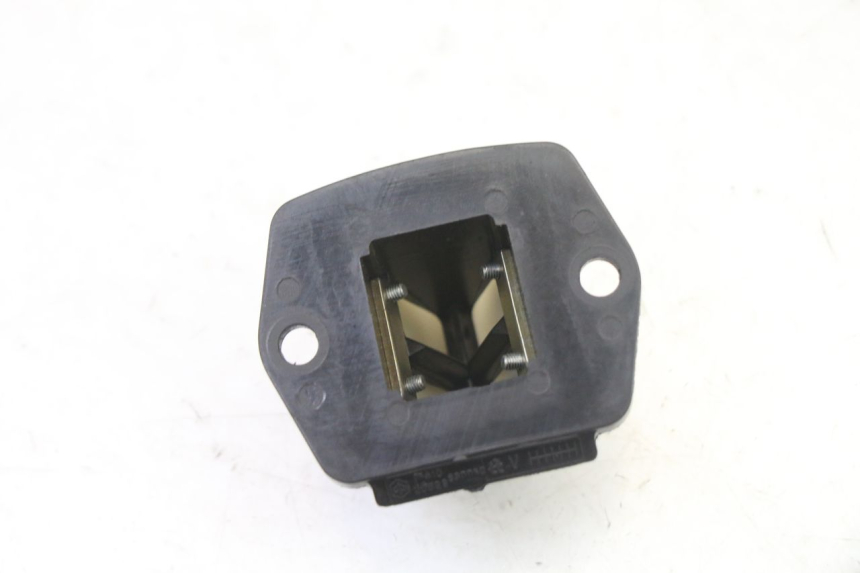 photo de INTAKE VALVE APRILIA SR 2T 50 (2018 - 2022)