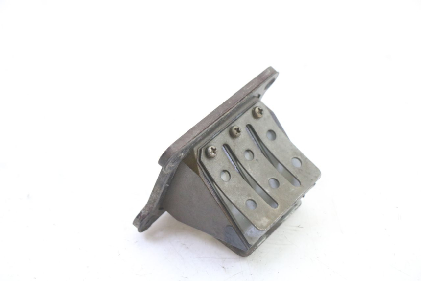 photo de INTAKE VALVE YAMAHA TDR DELTABOX 125 (1993 - 2003)