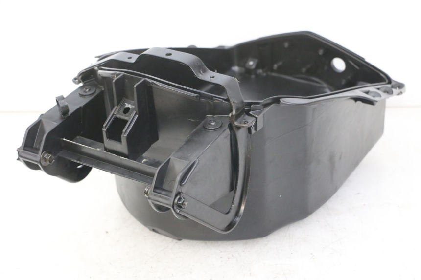 photo de GLOVE BOX PEUGEOT VIVACITY 125 (2010 - 2017)