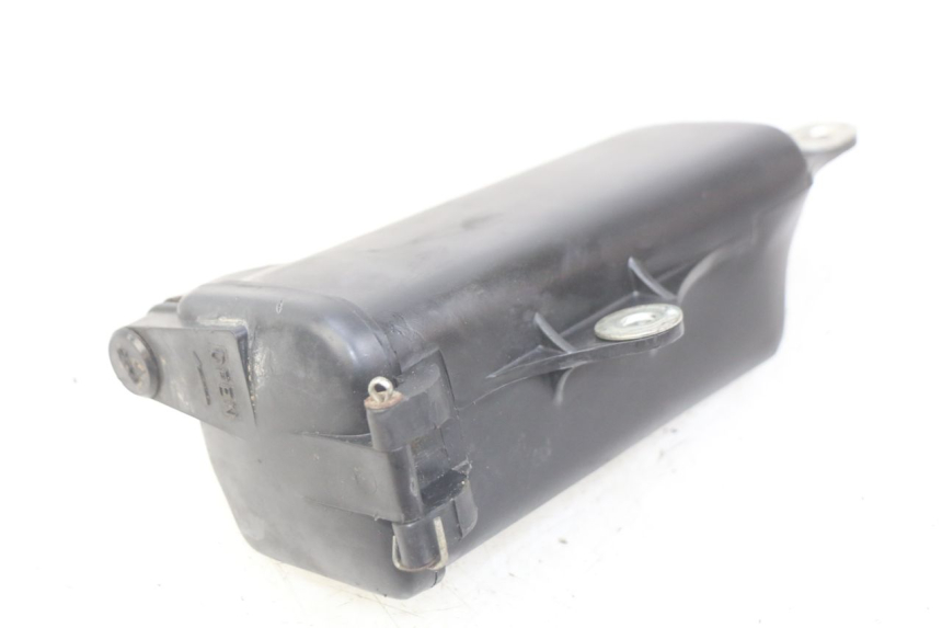 photo de GLOVE BOX HONDA XR L 125 (2003 - 2007)