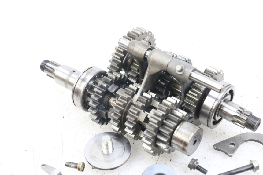photo de GEARBOX SUZUKI GSX E 250 (1982 - 1983)
