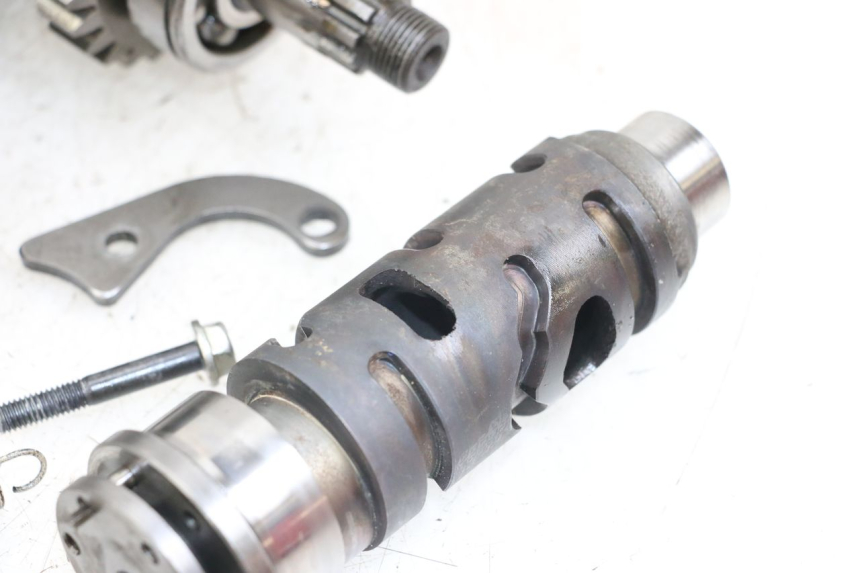 photo de GEARBOX SUZUKI GSX E 250 (1982 - 1983)