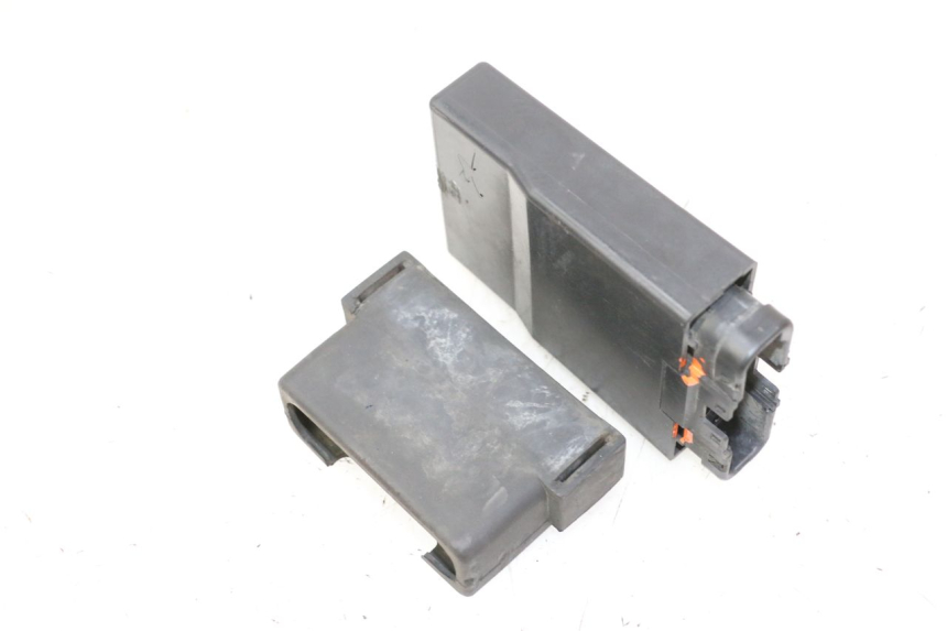 photo de CDI UNIT HONDA CBR RR FIREBLADE 900 (1992 - 1994)