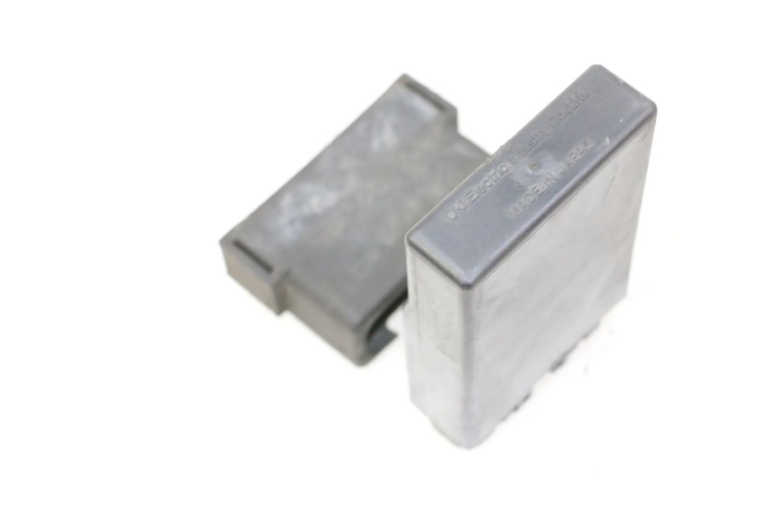 photo de CDI UNIT HONDA CBR RR FIREBLADE 900 (1992 - 1994)