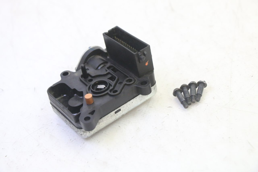photo de CDI UNIT HONDA FES S-WING SWING ABS 125 (2007 - 2015)