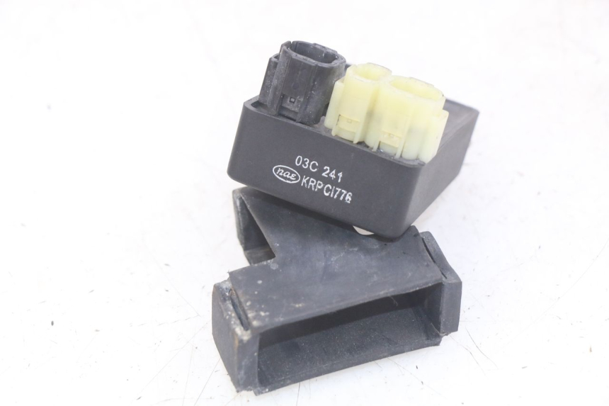 photo de CDI UNIT HONDA SCV LEAD 100 (2003 - 2007)