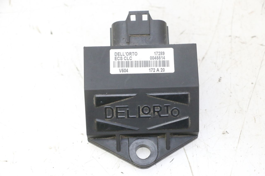 photo de CDI UNIT PEUGEOT TWEET 4T 50 (2018 - 2020)