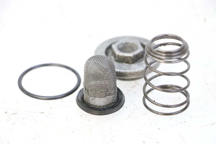 photo de ENGINE OIL CAP HONDA FES S-WING SWING ABS 125 (2007 - 2015)