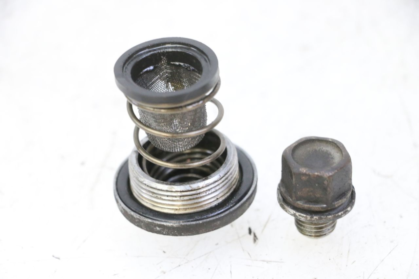 photo de ENGINE OIL CAP KYMCO GRAND DINK 125 (2008 - 2014)