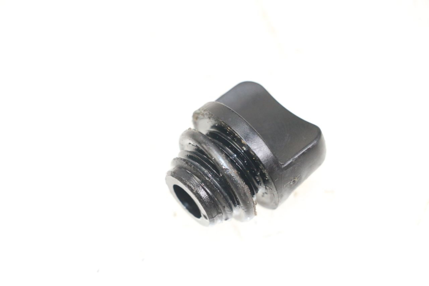 photo de ENGINE OIL CAP RIEJU MRT 50 (2018 - 2021)