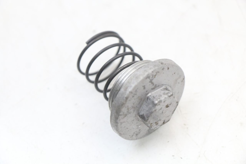 photo de OIL SUMP PLUG PEUGEOT KISBEE 4T 50 (2010 - 2017)