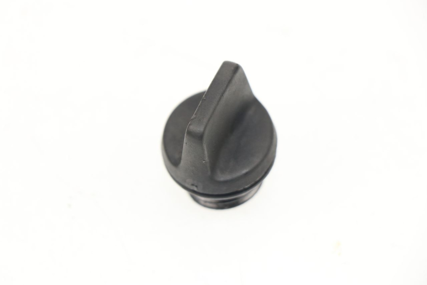 photo de ENGINE OIL CAP TRIUMPH SPRINT RS 955 (2000 - 2001)